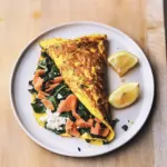 Smoked salmon & rye omelette