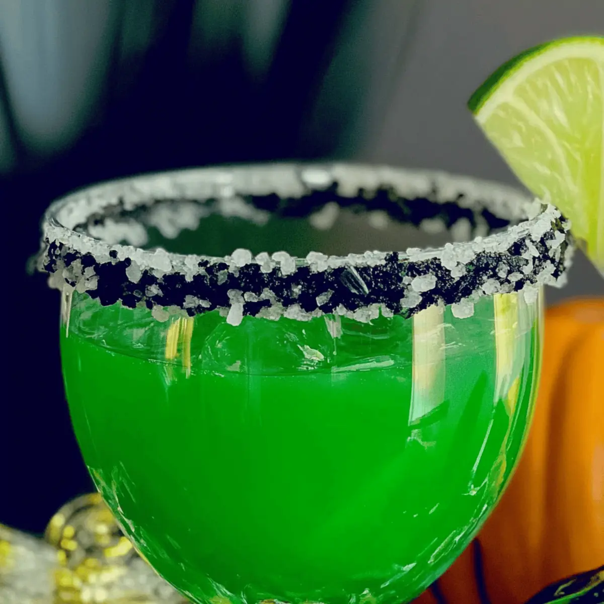 Festive Green Halloween Margarita for Spooky Celebrations