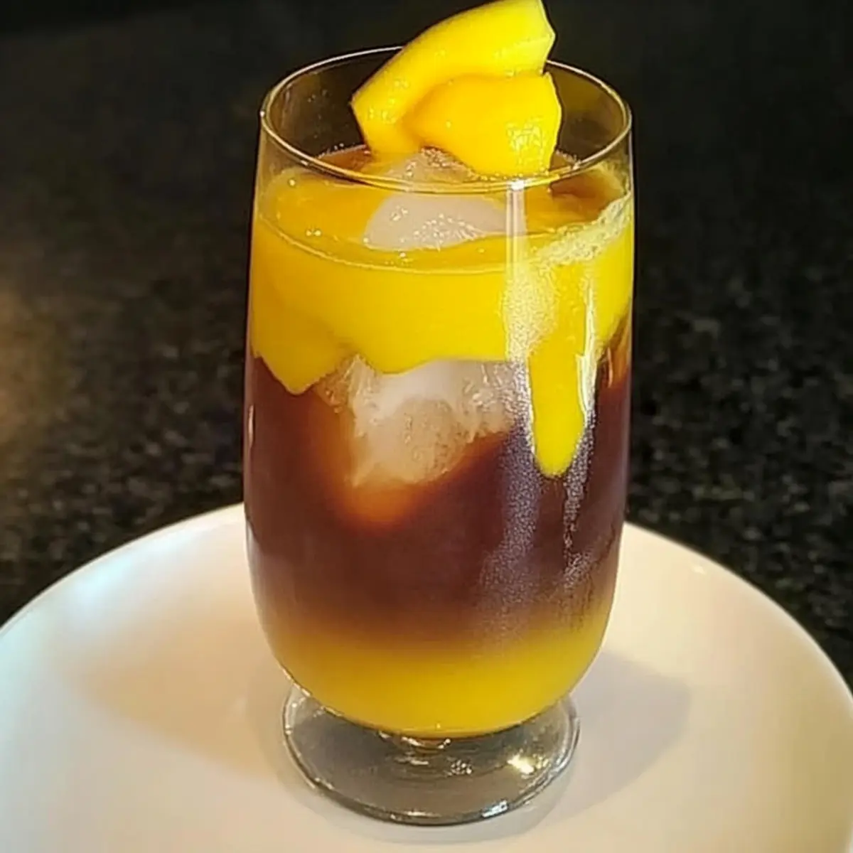 Refreshing Mango Iced Tea for Your Summer Chill Time